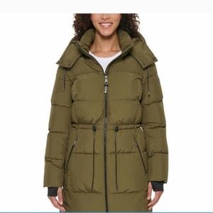 DKNY Ladies' Puffer Jacket ; green nwt